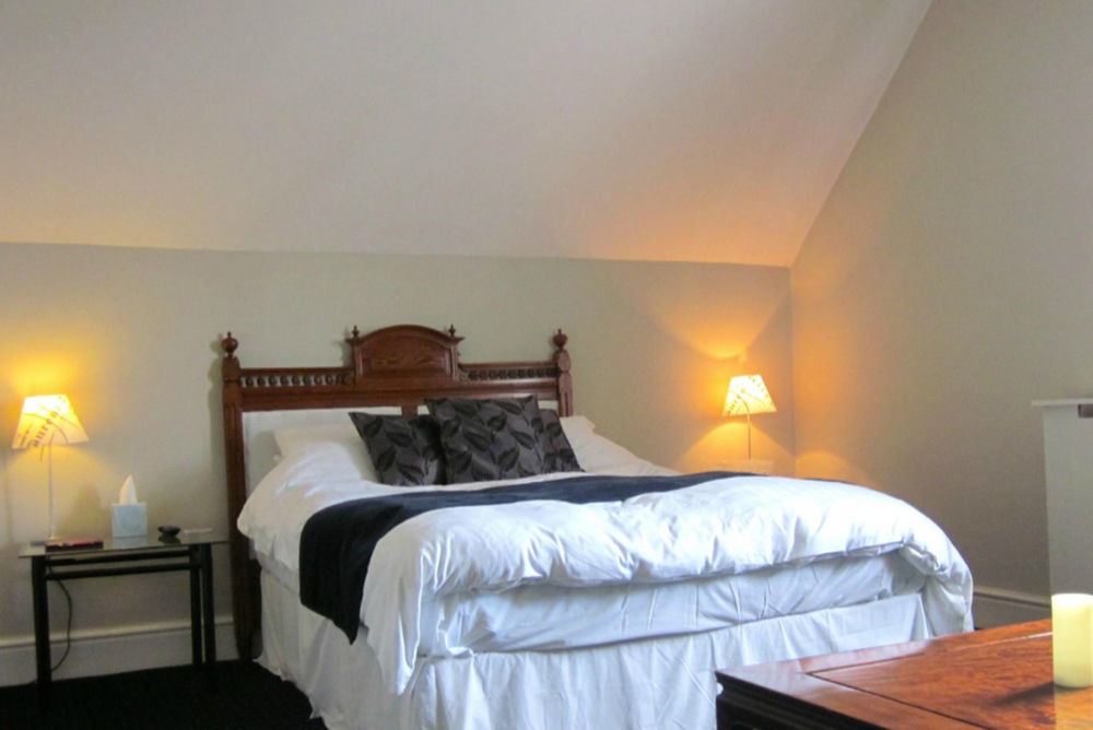 Willington Hall Hotel Tarporley Exteriör bild
